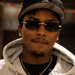 v:Schwarz ord:03 front