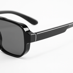 v:SCHWARZ ord:04 front