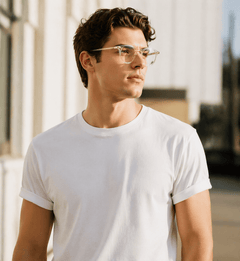 v:Transparent ord:03 feat trust